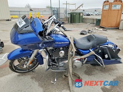 Trzecie zdjęcie samochodu z tyłu: 2015 HARLEY-DAVIDSON FLTRXS ROAD GLIDE SPECIAL VIN:1HD1KTM19FB642747 - miniatura