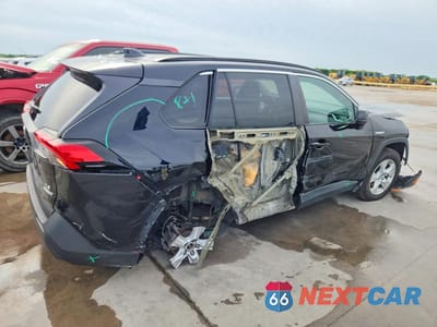Trzecie zdjęcie samochodu z tyłu: 2021 TOYOTA RAV4 HYBRID LE VIN:4T3L6RFV3MU006010 - miniatura
