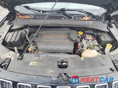 Zdjęcie 12 z 13 samochodu: 2017 JEEP COMPASS LATITUDE VIN:3C4NJDBB3HT597393 - miniatura