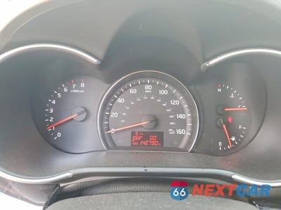 Zdjęcie 9 z 13 samochodu: 2015 KIA SORENTO LX VIN:5XYKT3A66FG576974 - miniatura