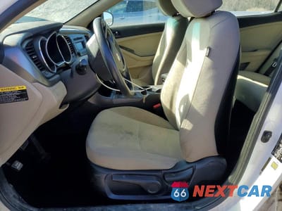 Zdjęcie 7 z 12 samochodu: 2012 KIA OPTIMA LX VIN:5XXGM4A78CG074209 - miniatura