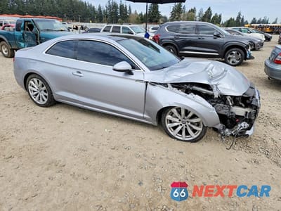 Czwarte zdjęcie samochodu z boku: 2018 AUDI A5 PREMIUM PLUS VIN:WAUPNAF51JA001871 - miniatura