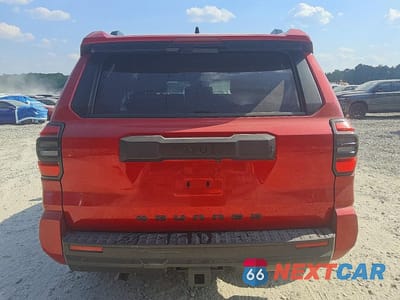 Zdjęcie 6 z 13 samochodu: 2025 TOYOTA 4RUNNER SR5 VIN:JTEVA5BR0S5039281 - miniatura