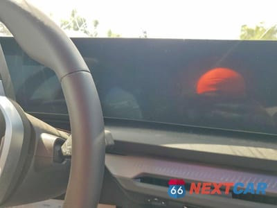 Zdjęcie 9 z 12 samochodu: 2026 BMW 228 VIN:WBA83GG03T7U51912 - miniatura