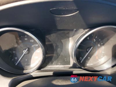 Zdjęcie 9 z 12 samochodu: 2016 JAGUAR XF PRESTIGE VIN:SAJBE4BV5GCY03777 - miniatura