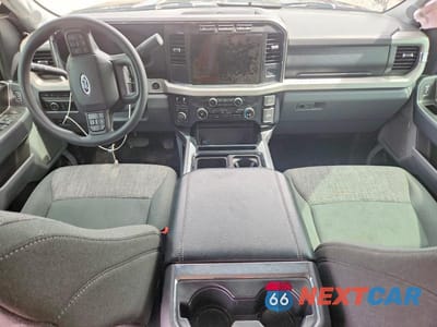 Zdjęcie 8 z 12 samochodu: 2023 FORD F250 SUPER DUTY VIN:1FT8W2BM1PEE06749 - miniatura