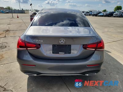Zdjęcie 6 z 12 samochodu: 2019 MERCEDES-BENZ A 220 VIN:WDD3G4EB7KW010525 - miniatura