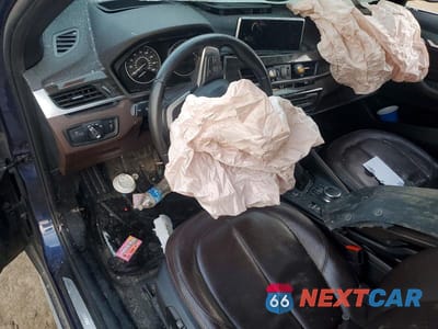 Zdjęcie 8 z 12 samochodu: 2018 BMW X1 XDRIVE28I VIN:WBXHT3C3XJ5K27785 - miniatura