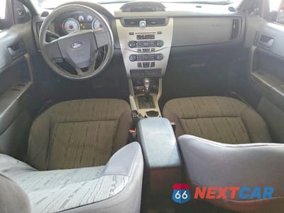 Zdjęcie 8 z 11 samochodu: 2010 FORD FOCUS SE VIN:1FAHP3FN8AW153376 - miniatura