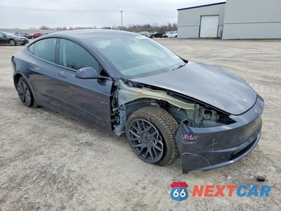 Czwarte zdjęcie samochodu z boku: 2025 TESLA MODEL 3 VIN:5YJ3E1EB9SF890887 - miniatura