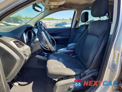 Zdjęcie 7 z 13 samochodu: 2011 DODGE JOURNEY MAINSTREET VIN:3D4PH1FG8BT558351 - miniatura