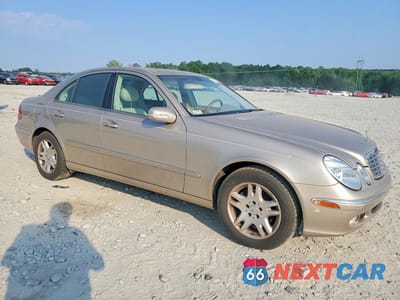 Czwarte zdjęcie samochodu z boku: 2005 MERCEDES-BENZ E 320 VIN:WDBUF65J45A643164 - miniatura