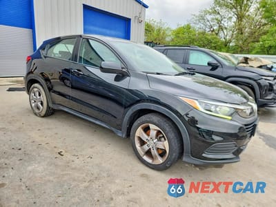 Czwarte zdjęcie samochodu z boku: 2019 HONDA HR-V LX VIN:3CZRU6H35KG704295 - miniatura