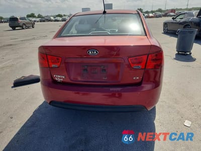 Zdjęcie 6 z 12 samochodu: 2010 KIA FORTE EX VIN:KNAFU4A22A5061714 - miniatura