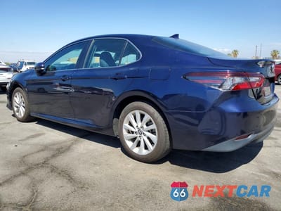 Drugie zdjęcie samochodu z przodu: 2022 TOYOTA CAMRY LE VIN:4T1C11AK8NU663585 - miniatura