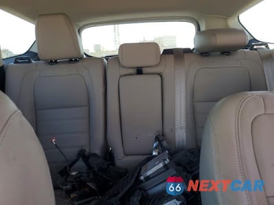 Zdjęcie 10 z 14 samochodu: 2018 FORD ESCAPE TITANIUM VIN:1FMCU9J99JUC70031 - miniatura