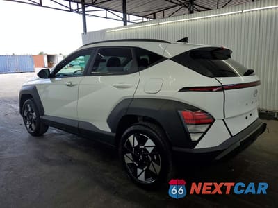 Drugie zdjęcie samochodu z przodu: 2025 HYUNDAI KONA SEL VIN:KM8HBCAB9SU336882 - miniatura