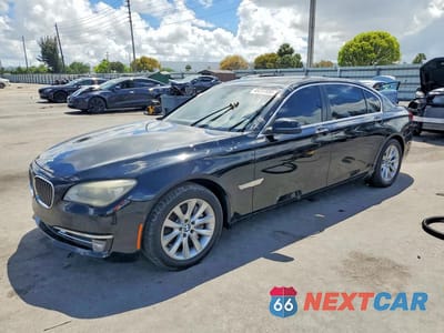 2015 BMW 740 LI WBAYE4C55FD946919 - główne zdjęcie licytacji z USA - miniatura