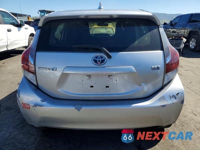 Zdjęcie 6 z 12 samochodu: 2016 TOYOTA PRIUS C ONE VIN:JTDKDTB37G1133106 - miniatura