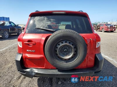 Zdjęcie 6 z 14 samochodu: 2006 TOYOTA RAV4 BASE VIN:JTMZD33V566001123 - miniatura