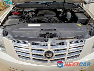 Zdjęcie 12 z 14 samochodu: 2010 CADILLAC ESCALADE LUXURY VIN:1GYUKBEF1AR244378 - miniatura