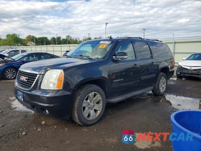 2012 GMC YUKON XL K1500 SLT 1GKS2KE71CR123119 - główne zdjęcie licytacji z USA - miniatura