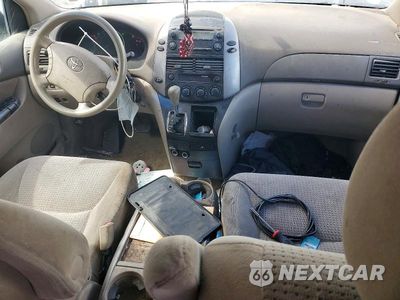 Zdjęcie 8 z 13 samochodu: 2006 TOYOTA SIENNA LE 8 PASSENGER VIN:5TDZA23C56S468141 - miniatura