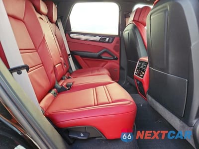 Zdjęcie 11 z 14 samochodu: 2023 PORSCHE CAYENNE BASE VIN:WP1AA2AY9PDA04647 - miniatura