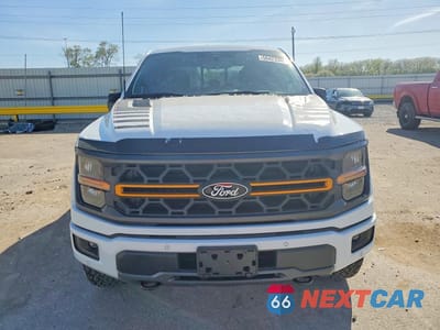 Piąte zdjęcie samochodu w środku: 2025 FORD F150 TREMOR VIN:1FTFW4L80SFB68075 - miniatura