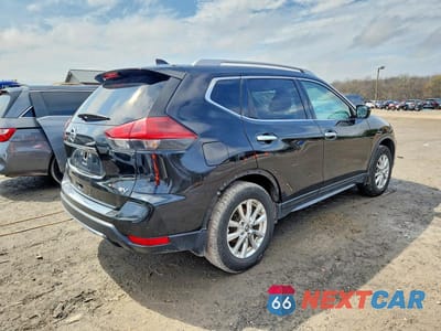 Trzecie zdjęcie samochodu z tyłu: 2018 NISSAN ROGUE SV VIN:JN8AT2MT6JW450458 - miniatura