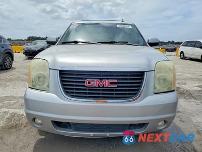 Piąte zdjęcie samochodu w środku: 2011 GMC YUKON XL VIN:1GKS2KE36BR176734 - miniatura