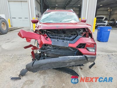 Piąte zdjęcie samochodu w środku: 2019 NISSAN ROGUE SL VIN:5N1AT2MV3KC745643 - miniatura
