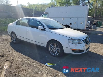 Czwarte zdjęcie samochodu z boku: 2008 VOLKSWAGEN PASSAT LUX VIN:WVWEK93C58P028177 - miniatura