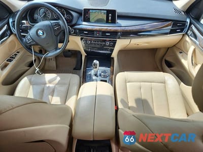 Zdjęcie 8 z 13 samochodu: 2014 BMW X5 XDRIVE35I VIN:5UXKR0C5XE0H25099 - miniatura
