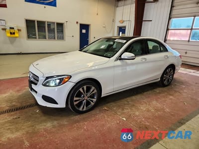 2015 MERCEDES-BENZ C 300 4MATIC 55SWF4KB2FU031144 - główne zdjęcie licytacji z USA - miniatura