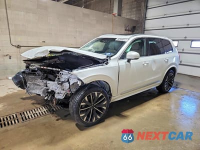 2026 VOLVO XC90 PLUS YV4062PE4T1509368 - główne zdjęcie licytacji z USA - miniatura
