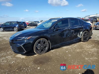 2025 TOYOTA CAMRY XSE 4T1DAACK8SU131394 - główne zdjęcie licytacji z USA - miniatura