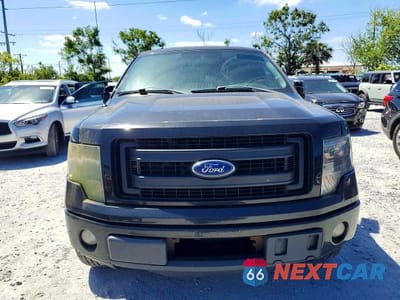 Piąte zdjęcie samochodu w środku: 2013 FORD F150 SUPERCREW VIN:1FTFW1CT0DFC77125 - miniatura