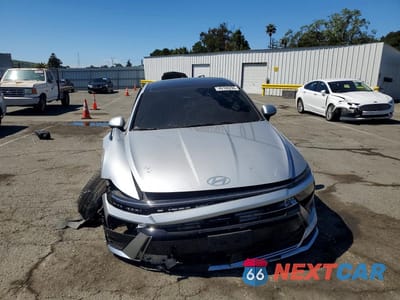 Piąte zdjęcie samochodu w środku: 2024 HYUNDAI SONATA SEL VIN:KMHL14JA1RA350538 - miniatura
