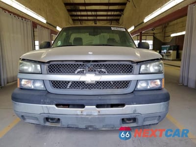 Piąte zdjęcie samochodu w środku: 2005 CHEVROLET SILVERADO C1500 VIN:1GCEC14TX5Z318377 - miniatura