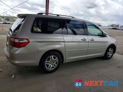 Trzecie zdjęcie samochodu z tyłu: 2005 HONDA ODYSSEY EXL VIN:5FNRL38785B001990 - miniatura