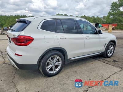 Trzecie zdjęcie samochodu z tyłu: 2018 BMW X3 XDRIVE30I VIN:5UXTR9C50JLC79921 - miniatura