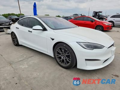 Czwarte zdjęcie samochodu z boku: 2024 TESLA MODEL S VIN:5YJSA1E54RF532706 - miniatura