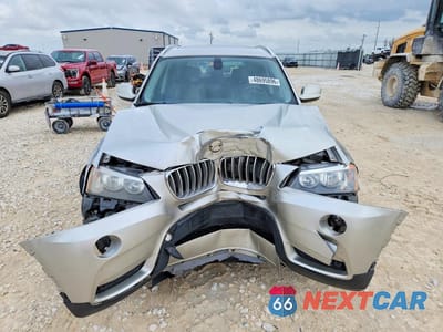 Piąte zdjęcie samochodu w środku: 2012 BMW X3 XDRIVE28I VIN:5UXWX5C5XCL718487 - miniatura