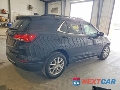 Trzecie zdjęcie samochodu z tyłu: 2022 CHEVROLET EQUINOX LT VIN:3GNAXUEV3NL150181 - miniatura