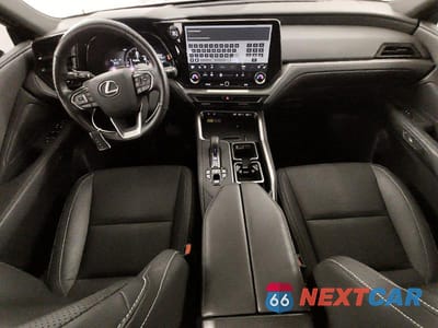 Zdjęcie 8 z 14 samochodu: 2025 LEXUS TX 350 PREMIUM VIN:5TDAAAB61SS038734 - miniatura