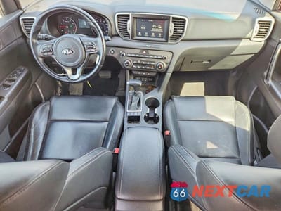 Zdjęcie 8 z 12 samochodu: 2017 KIA SPORTAGE EX VIN:KNDPNCAC9H7034029 - miniatura