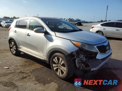Czwarte zdjęcie samochodu z boku: 2013 KIA SPORTAGE EX VIN:KNDPC3A27D7357423 - miniatura