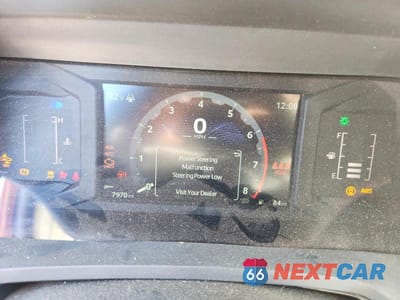 Zdjęcie 9 z 12 samochodu: 2025 TOYOTA TACOMA SR5 VIN:3TMLB5JN7SM114012 - miniatura