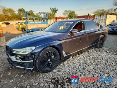 2016 BMW 750 XI WBA7F2C5XGG417172 - główne zdjęcie licytacji z USA - miniatura